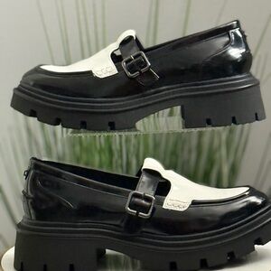 NWOT Circus by Sam Edelman Black and White Women's Lug Sole Loafers